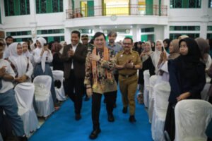 Yovie Widianto Ajak Mahasiswa UIN Palangka Raya Utamakan Kejujuran Berkarya di Era Digital