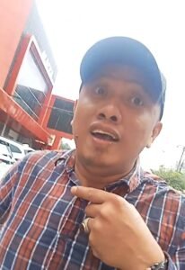 Diduga Tanpa Surat Resmi, Pria Klaim Debt Collector Hentikan Pengendara di Parkiran Alaska Store Makassar