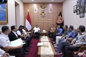 Wamenhan Terima Audiensi Media B-Universe, Dorong Kolaborasi Penyampaian Informasi Strategis