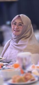 Kehangatan IDUL FITRI 1447 H: Sosok ZULFINNIDAH THAHIR, Teladan Keramahan dan ketulusan Di Hari Kemenangan